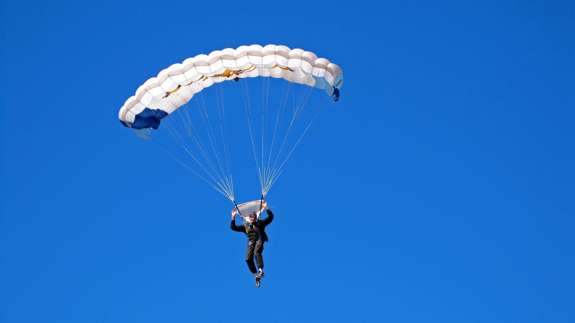 多瑙河之波，东方的弧线，当团队胜利与个人艺术共振